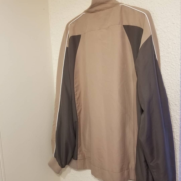 Mountain Fog Jacket - Picture 5 of 5